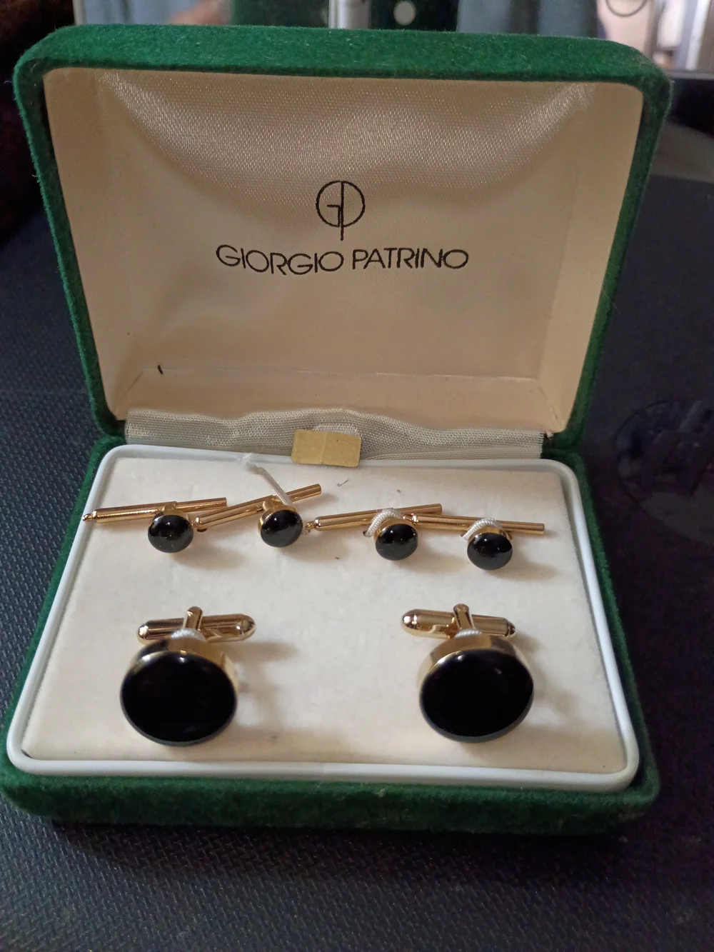 Vintage Giorgio Patrino Gold-Plated Formal Tuxedo Set – Cufflinks & 4 Shirt Stud